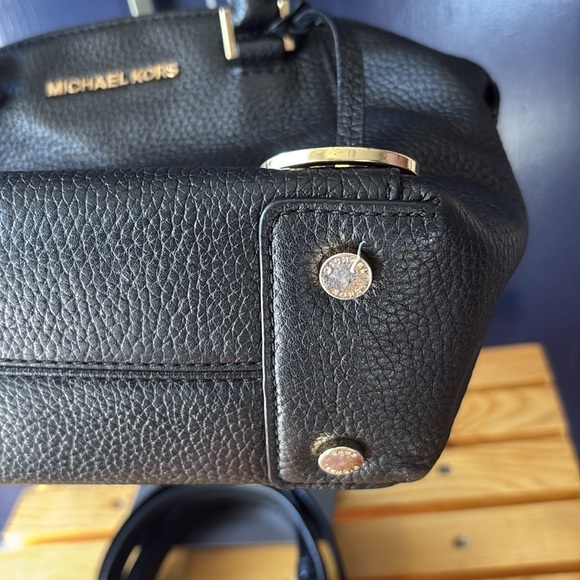 MICHAEL Michael Kors Pebbled Leather Tote Crossbody Bag - Picture 7 of 12